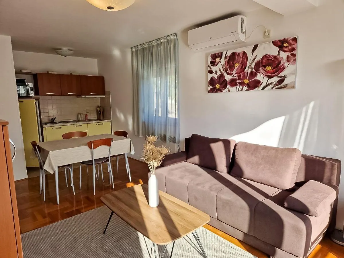 The Spot Apartment Crikvenica 0*,  Croatia